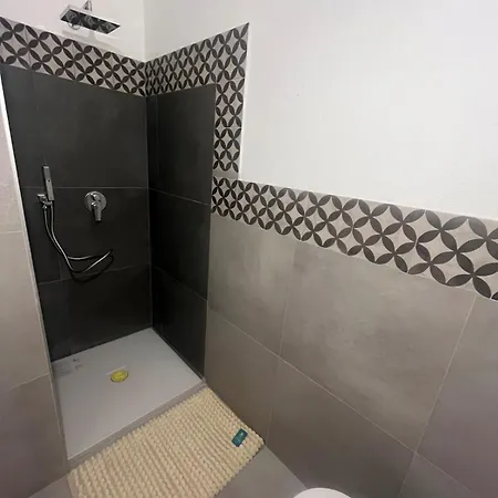 Centralissimo Apartment Levanto